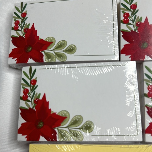 Poinsettia Enclosure Card 3.5x2.25" Pack of 50 - Picture 5 of 6